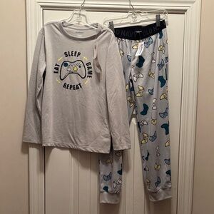 NWT Old Navy Gray Boys' Game Controller Pajama Set with Yellow & Teal Accents